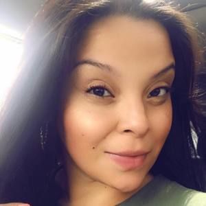 Meet your Posher, Tania